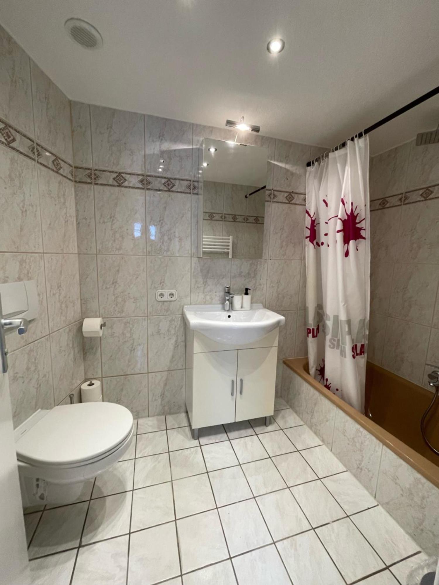 Apartment Violine1 Am Bahnhof-City Μπαϊρόιτ Εξωτερικό φωτογραφία